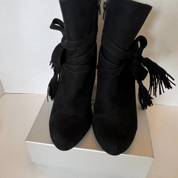 Justfab Landry Black Faux Suede Ankle Boots - Picture 5 of 6